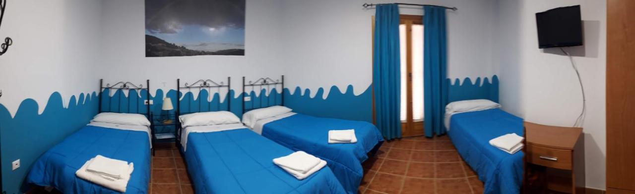 Casa Rural Entresierras Бейрес Экстерьер фото